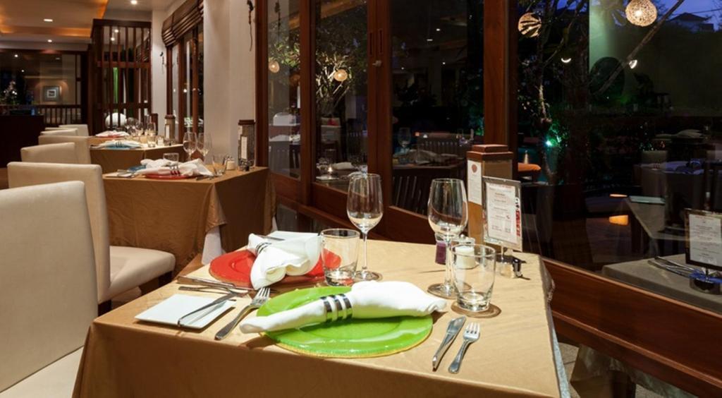 Ayara Hilltops - Adults & Young Adults 16+ Only Phuket Eksteriør billede